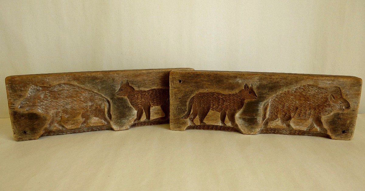 Antique-biscuit-mould